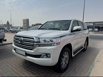 Toyota  Land Cruiser  GXR  2021  Automatic  58,000 Km  6 Cylinder  Four Wheel Drive (4WD)  SUV  White