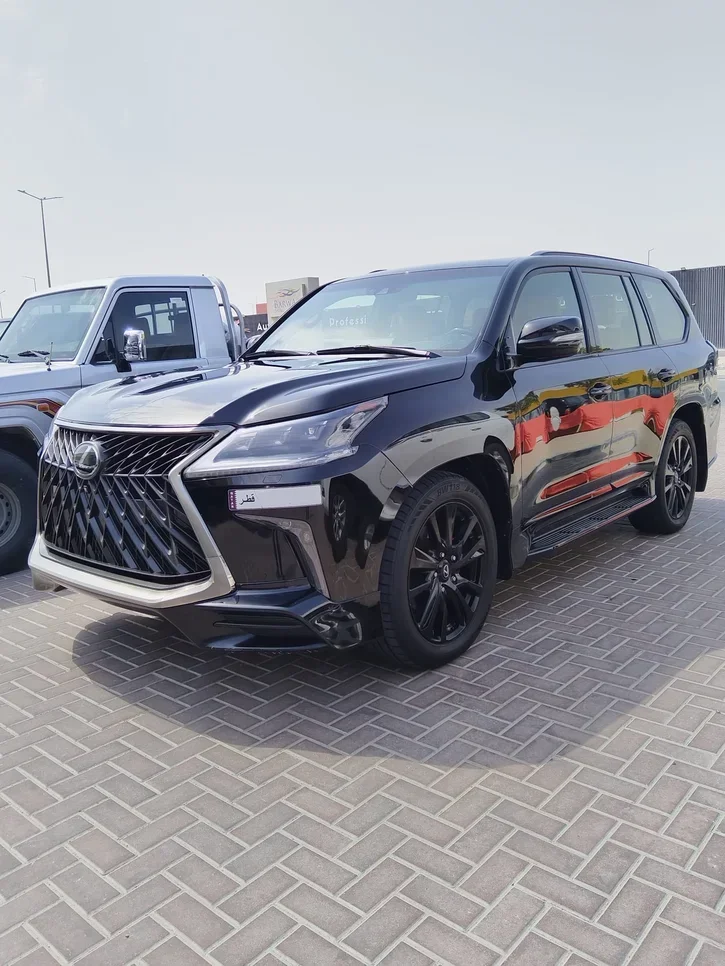  Lexus  LX  570 S Black Edition  2020  Automatic  115,000 Km  8 Cylinder  Four Wheel Drive (4WD)  SUV  Black  With Warranty