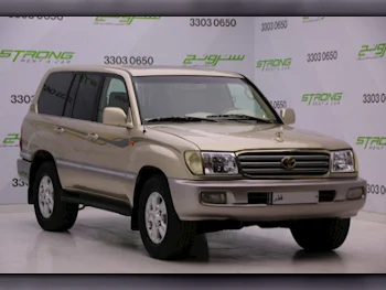 Toyota  Land Cruiser  VXR  2003  Automatic  270,000 Km  8 Cylinder  Four Wheel Drive (4WD)  SUV  Gold