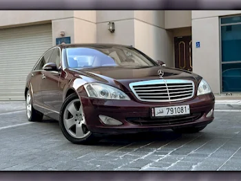 Mercedes-Benz  S-Class  500  2008  Automatic  69,000 Km  8 Cylinder  Rear Wheel Drive (RWD)  Sedan  Maroon