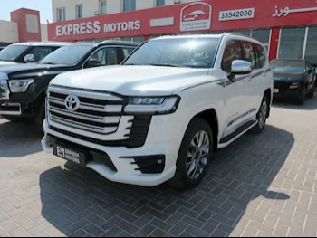 Toyota  Land Cruiser  VXR  2024  Automatic  0 Km  6 Cylinder  Four Wheel Drive (4WD)  SUV  White  With Warranty