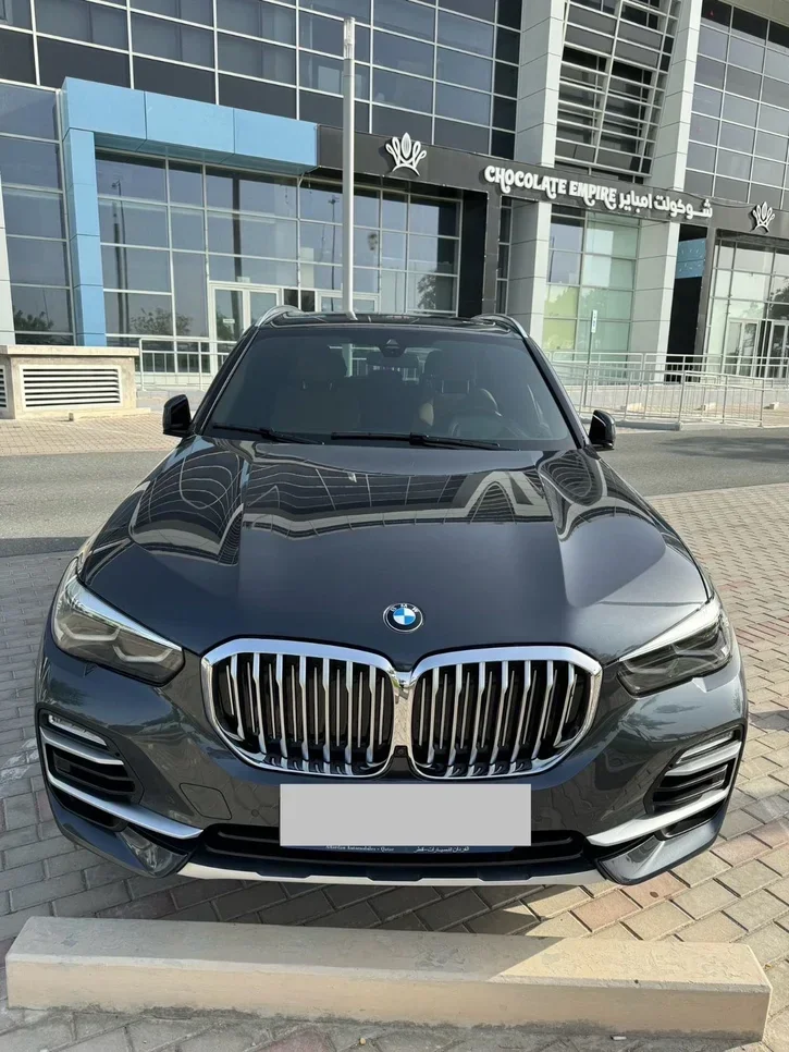 BMW  X-Series  X5 40i  2019  Automatic  29,700 Km  6 Cylinder  Four Wheel Drive (4WD)  SUV  Gray  With Warranty