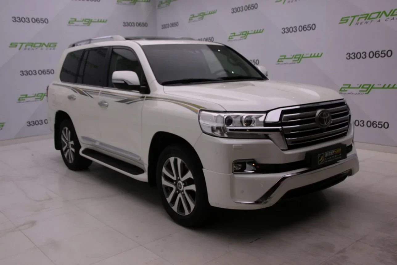  Toyota  Land Cruiser  VXS  2016  Automatic  250,000 Km  8 Cylinder  Four Wheel Drive (4WD)  SUV  White  With Warranty