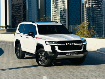 Toyota  GR Sport Twin Turbo  6 Cylinder  SUV 4x4  White  2023