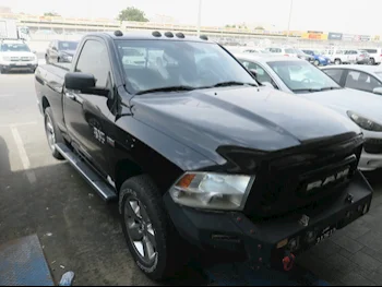 Dodge  Ram  2017  Automatic  350,000 Km  8 Cylinder  Four Wheel Drive (4WD)  Pick Up  Black