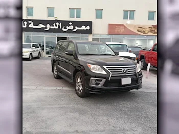 Lexus  LX  570  2013  Automatic  350,000 Km  8 Cylinder  Four Wheel Drive (4WD)  SUV  Black