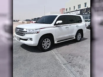  Toyota  Land Cruiser  GXR  2020  Automatic  122,000 Km  8 Cylinder  Four Wheel Drive (4WD)  SUV  White  With Warranty