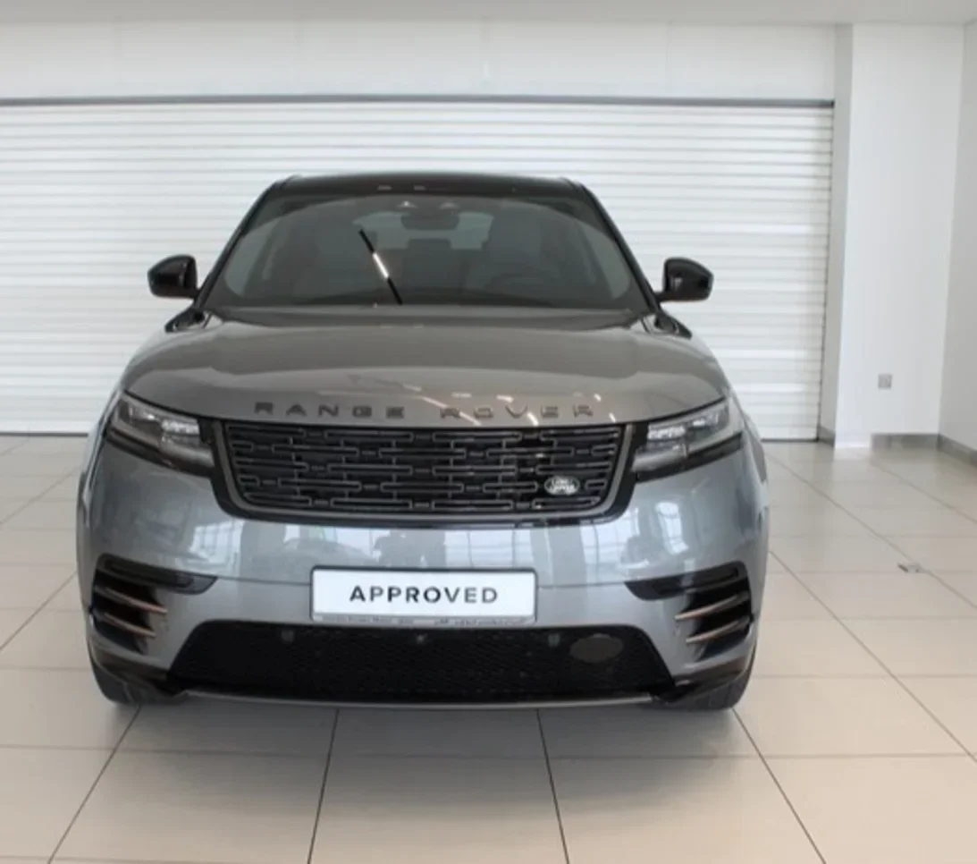 Land Rover  Range Rover  Velar  2025  Automatic  4,885 Km  4 Cylinder  Four Wheel Drive (4WD)  SUV  Gray  With Warranty