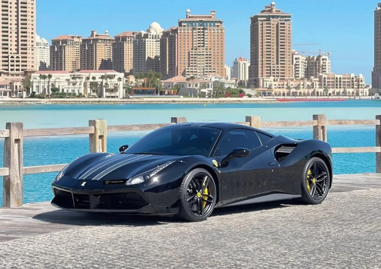 Ferrari  488  GTB  2017  Automatic  11,800 Km  8 Cylinder  Rear Wheel Drive (RWD)  Coupe / Sport  Black