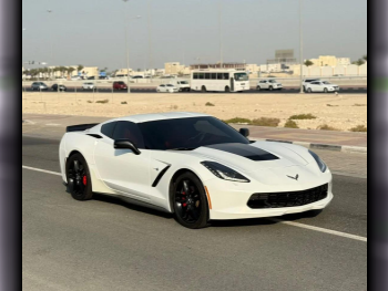 شفروليه  كورفيت  سي 7  2015  اوتوماتيك  123,000 كم  8 سلندر  دفع خلفي  كوبيه \ سبورت  أبيض