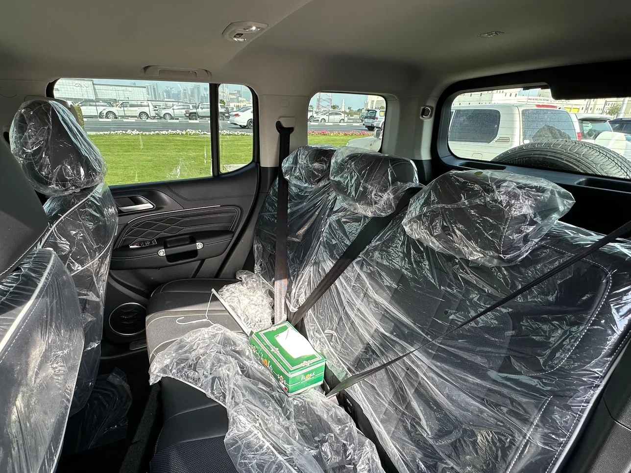  GWM  Tank 300  SUV 4x4  Dark Grey  2025