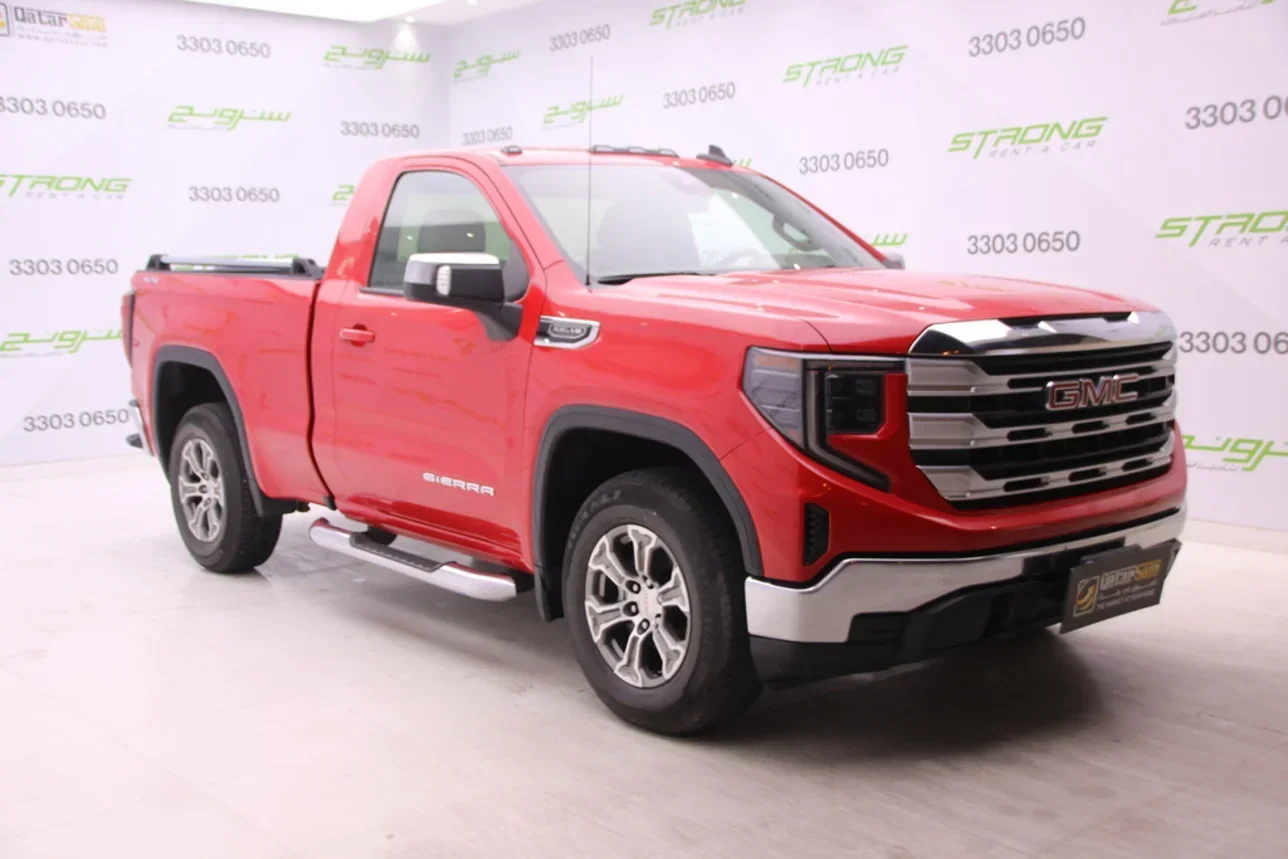 GMC  Sierra  1500  2022  Automatic  130,000 Km  8 Cylinder  Four Wheel Drive (4WD)  Pick Up  Red