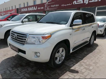 Toyota  Land Cruiser  VXR  2013  Automatic  267,000 Km  8 Cylinder  Four Wheel Drive (4WD)  SUV  White