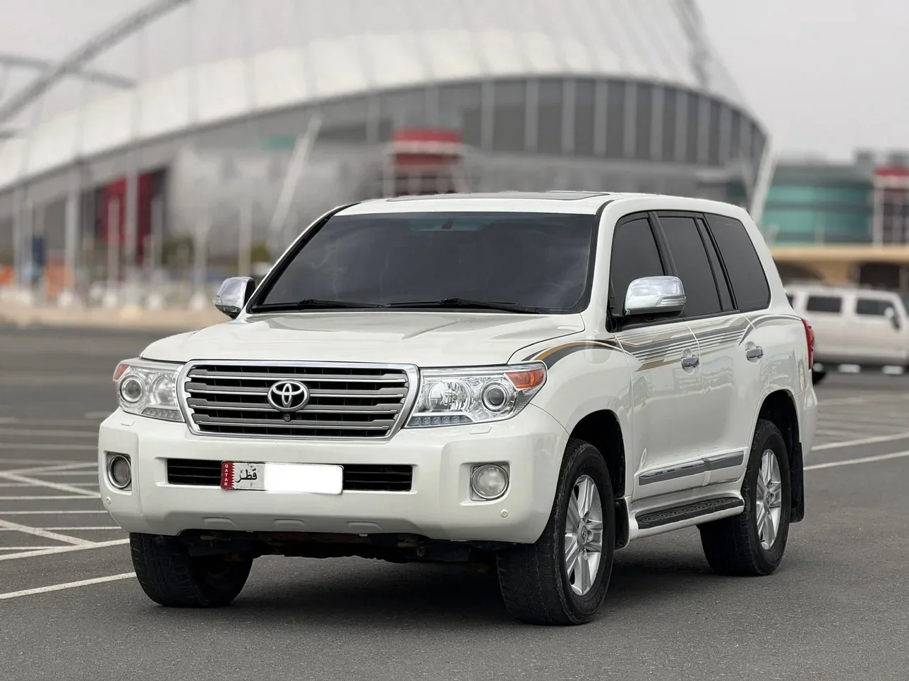 Toyota  Land Cruiser  VXR  2013  Automatic  192,000 Km  8 Cylinder  Four Wheel Drive (4WD)  SUV  White