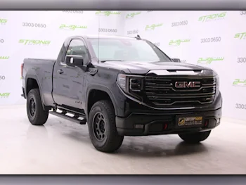 GMC  Sierra  AT4  2022  Automatic  32,000 Km  8 Cylinder  Four Wheel Drive (4WD)  Pick Up  Black  With Warranty