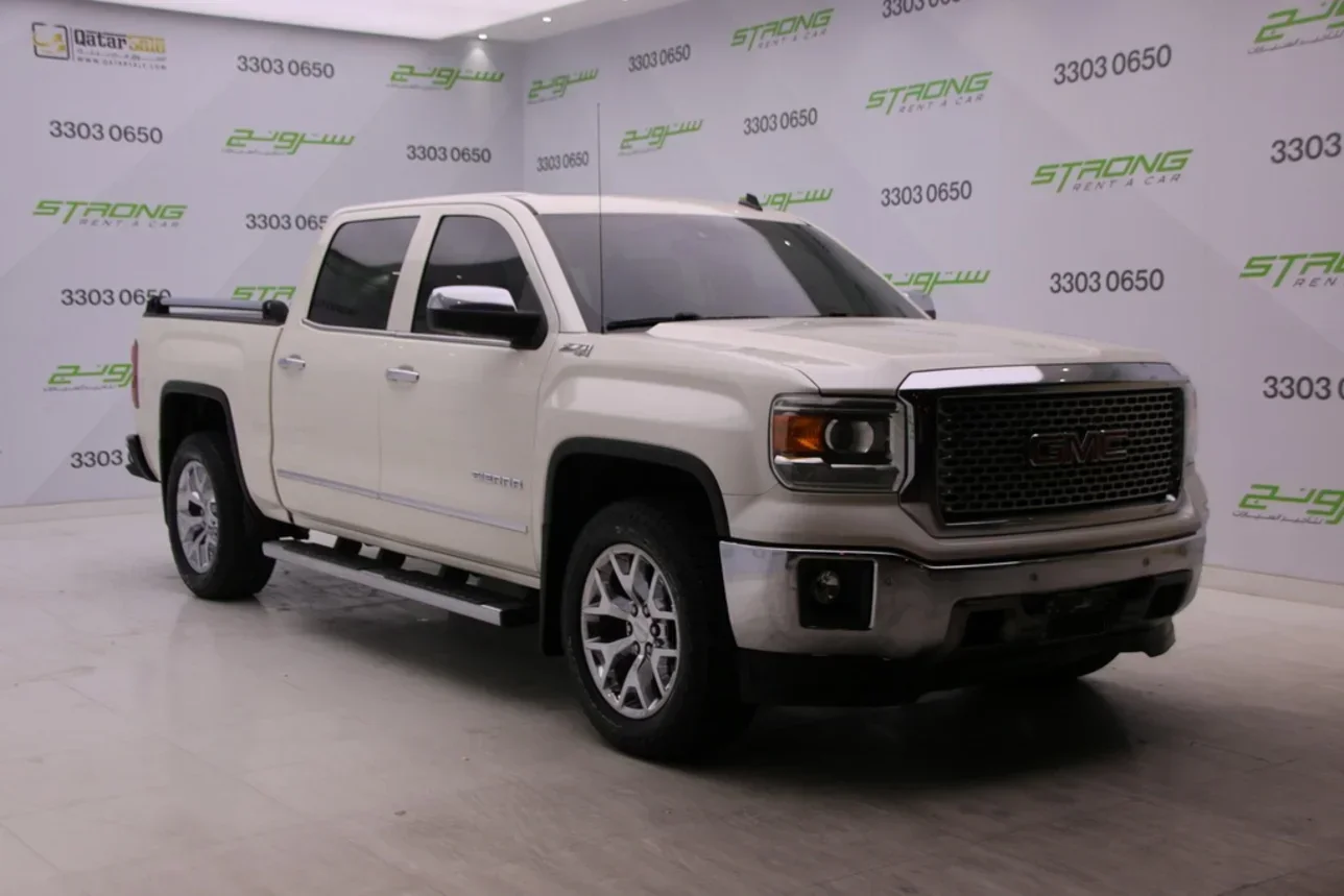 GMC  Sierra  1500  2015  Automatic  269,000 Km  8 Cylinder  Four Wheel Drive (4WD)  Pick Up  White