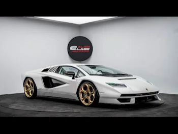 Lamborghini  Countach  25th Anniversary Edition  2022  Automatic  113 Km  12 Cylinder  Rear Wheel Drive (RWD)  Coupe / Sport  White