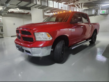 Dodge  Ram  1500  2013  Automatic  270,000 Km  8 Cylinder  Four Wheel Drive (4WD)  Pick Up  Red