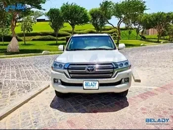 Toyota  Land Cruiser GXR  SUV 4x4  Pearl  2020