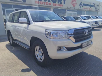 Toyota  Land Cruiser  G  2018  Automatic  196,000 Km  6 Cylinder  Four Wheel Drive (4WD)  SUV  White