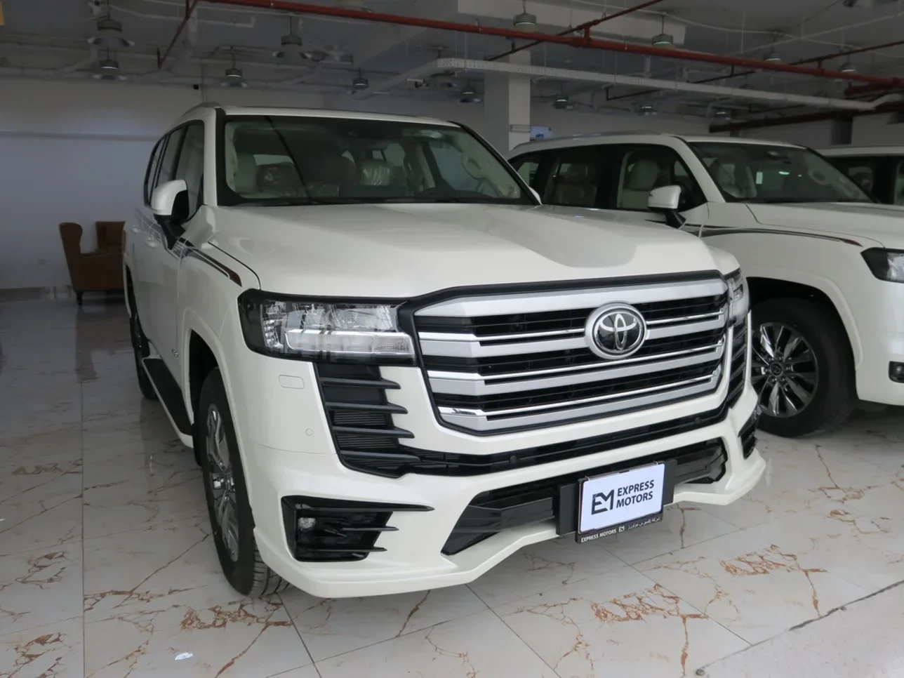 Toyota  Land Cruiser  GXR Twin Turbo  2024  Automatic  0 Km  6 Cylinder  Four Wheel Drive (4WD)  SUV  White  With Warranty