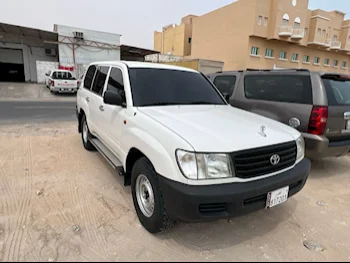 Toyota  Land Cruiser  G  1999  Manual  159,000 Km  6 Cylinder  Four Wheel Drive (4WD)  SUV  White