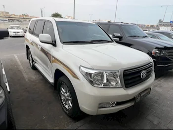 Toyota  Land Cruiser  GXR  2011  Automatic  187,000 Km  6 Cylinder  Four Wheel Drive (4WD)  SUV  White