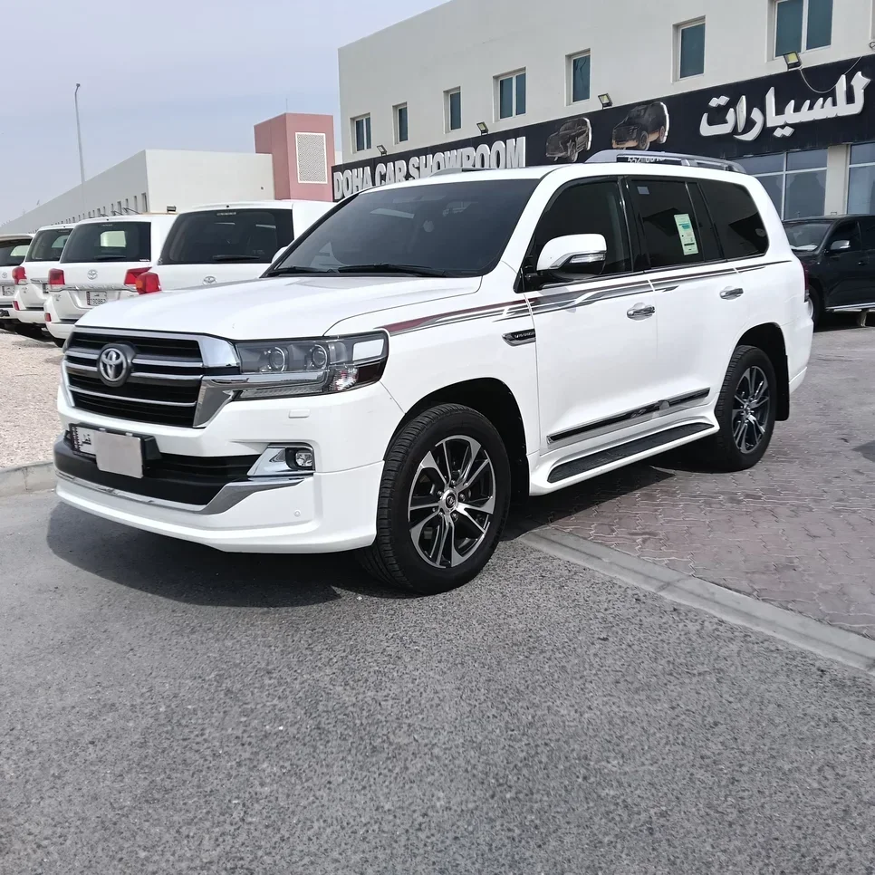  Toyota  Land Cruiser  GXR  2020  Automatic  115,000 Km  6 Cylinder  Four Wheel Drive (4WD)  SUV  White  With Warranty