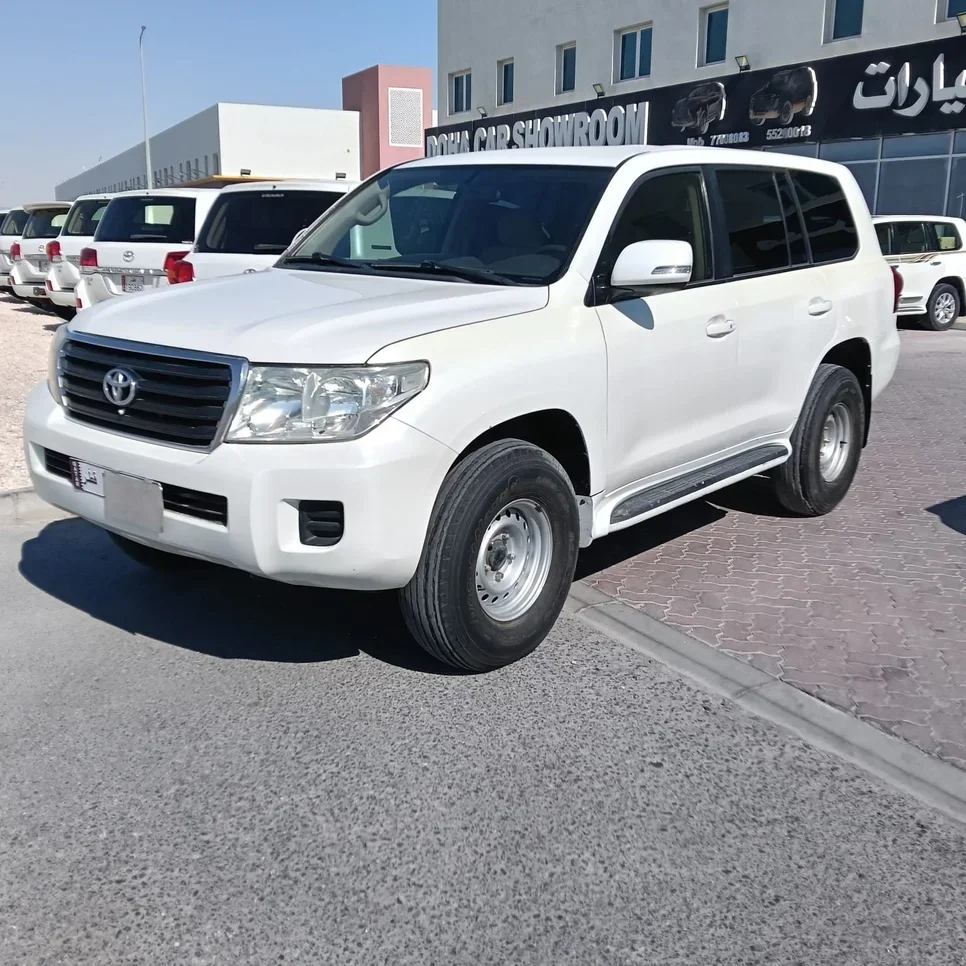 Toyota  Land Cruiser  G  2014  Automatic  178,000 Km  6 Cylinder  Four Wheel Drive (4WD)  SUV  White