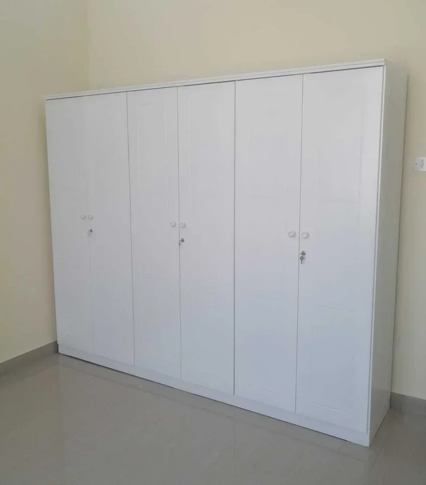 خزائن ودواليب الملابس والزينة - دوحة فيرنيتشر - خزائن - أبيض