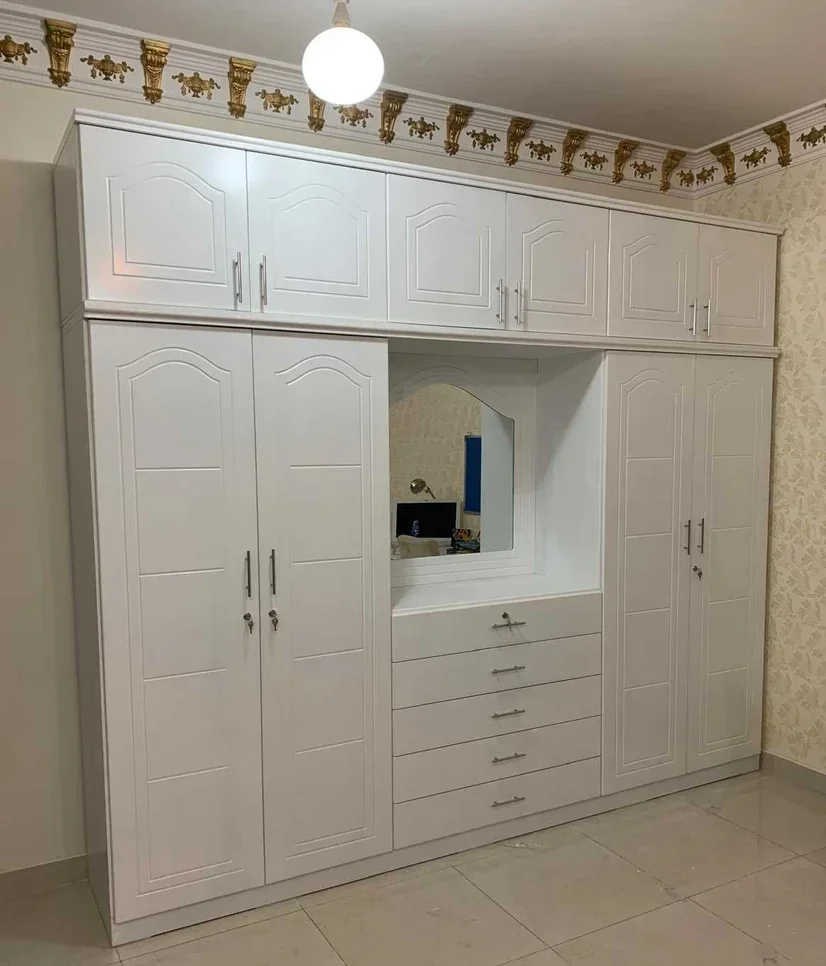 خزائن ودواليب الملابس والزينة - دوحة فيرنيتشر - خزائن - أبيض