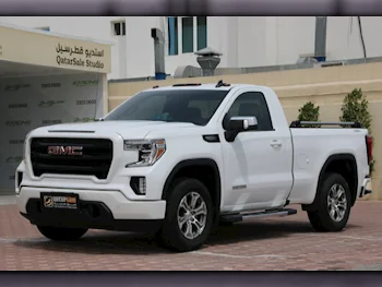 GMC  Sierra  Elevation  2020  Automatic  61,000 Km  8 Cylinder  Four Wheel Drive (4WD)  Pick Up  White