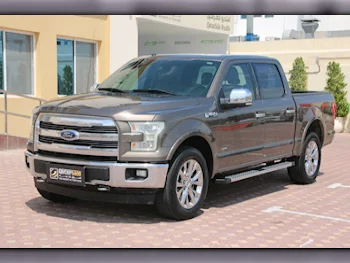 Ford  F  150 LARIAT  2017  Automatic  95,000 Km  6 Cylinder  Four Wheel Drive (4WD)  Pick Up  Gray