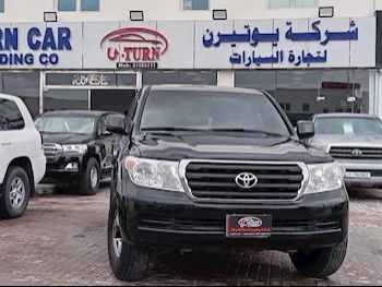 Toyota  Land Cruiser  G  2011  Automatic  303,000 Km  6 Cylinder  Four Wheel Drive (4WD)  SUV  Black