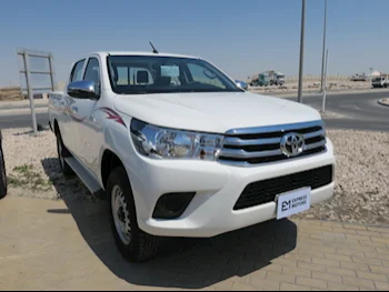 Toyota  Hilux  2025  Automatic  0 Km  4 Cylinder  Four Wheel Drive (4WD)  Pick Up  White  With Warranty