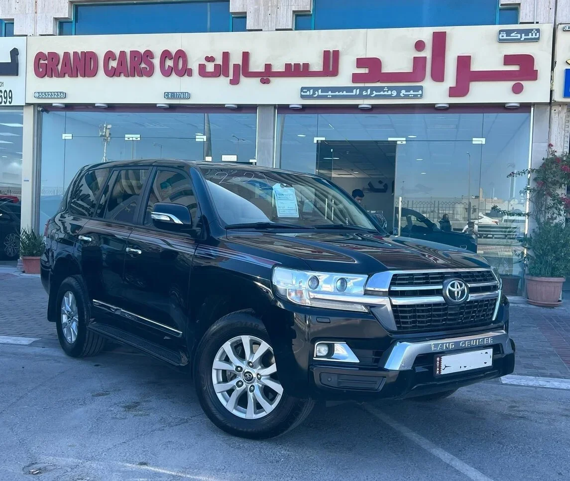 Toyota  Land Cruiser  GXR  2021  Automatic  157,000 Km  8 Cylinder  Four Wheel Drive (4WD)  SUV  Black