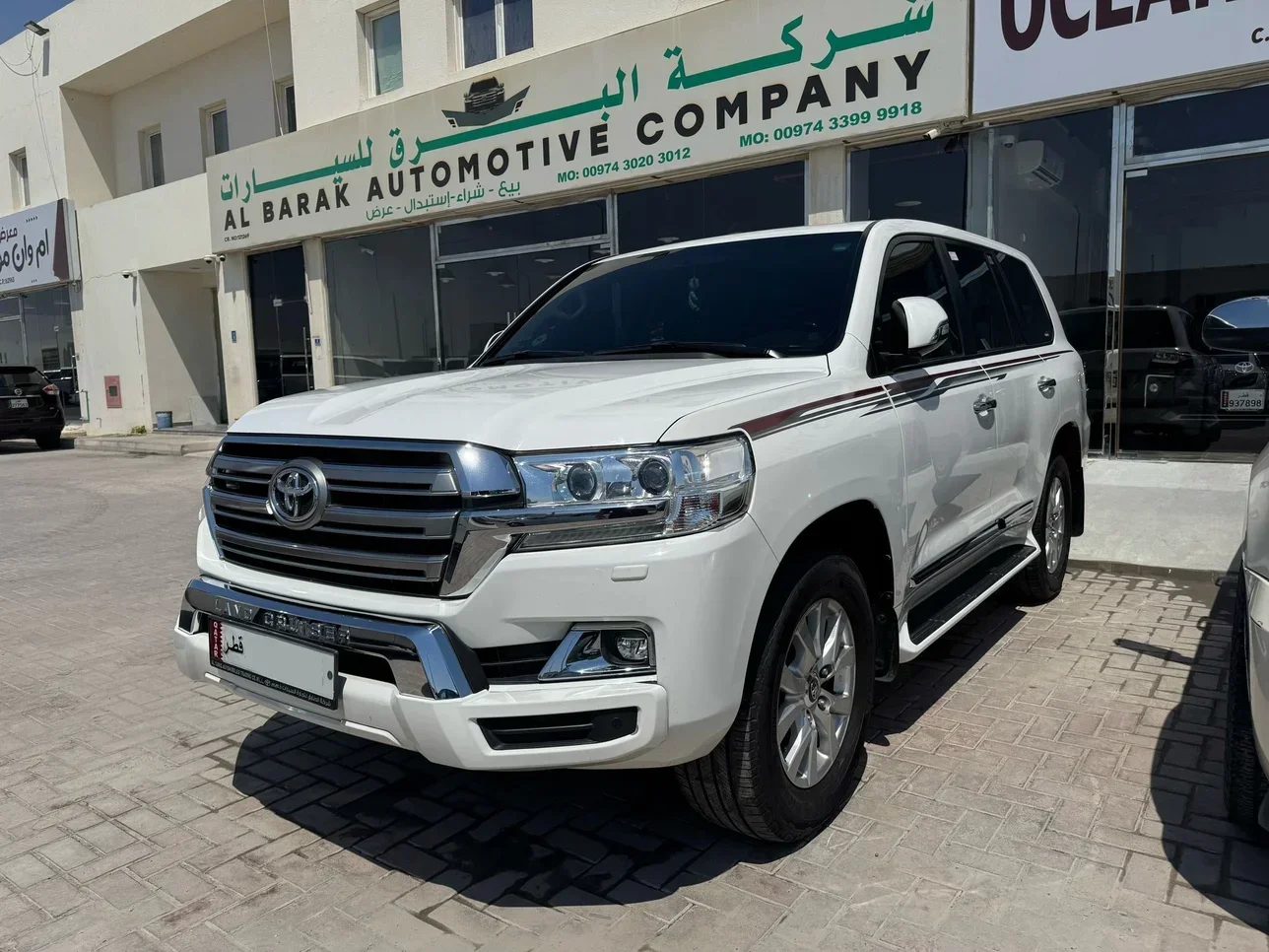 Toyota  Land Cruiser  GXR  2020  Automatic  172,000 Km  8 Cylinder  Four Wheel Drive (4WD)  SUV  White