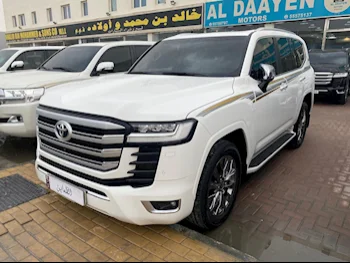 Toyota  Land Cruiser  VX Twin Turbo  2022  Automatic  54,000 Km  6 Cylinder  Four Wheel Drive (4WD)  SUV  White  With Warranty