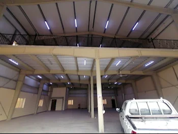 Warehouses & Stores - Al Wakrah  - Wadi Aba Seleel  -Area Size: 1000 Square Meter