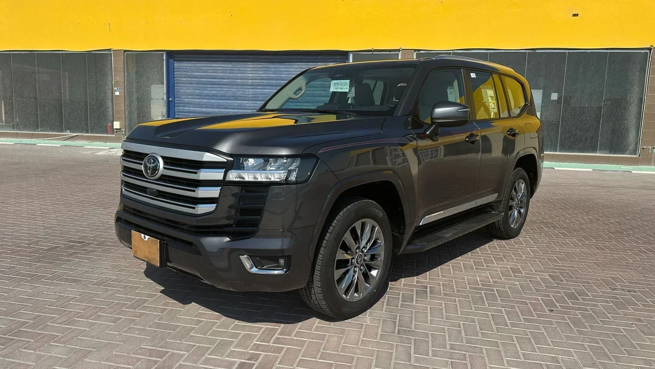 Toyota  Land Cruiser  GXR Twin Turbo  2025  Automatic  0 Km  6 Cylinder  Four Wheel Drive (4WD)  SUV  Gray  With Warranty