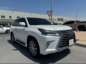 Lexus  LX  570  2016  Automatic  187,000 Km  8 Cylinder  Four Wheel Drive (4WD)  SUV  White