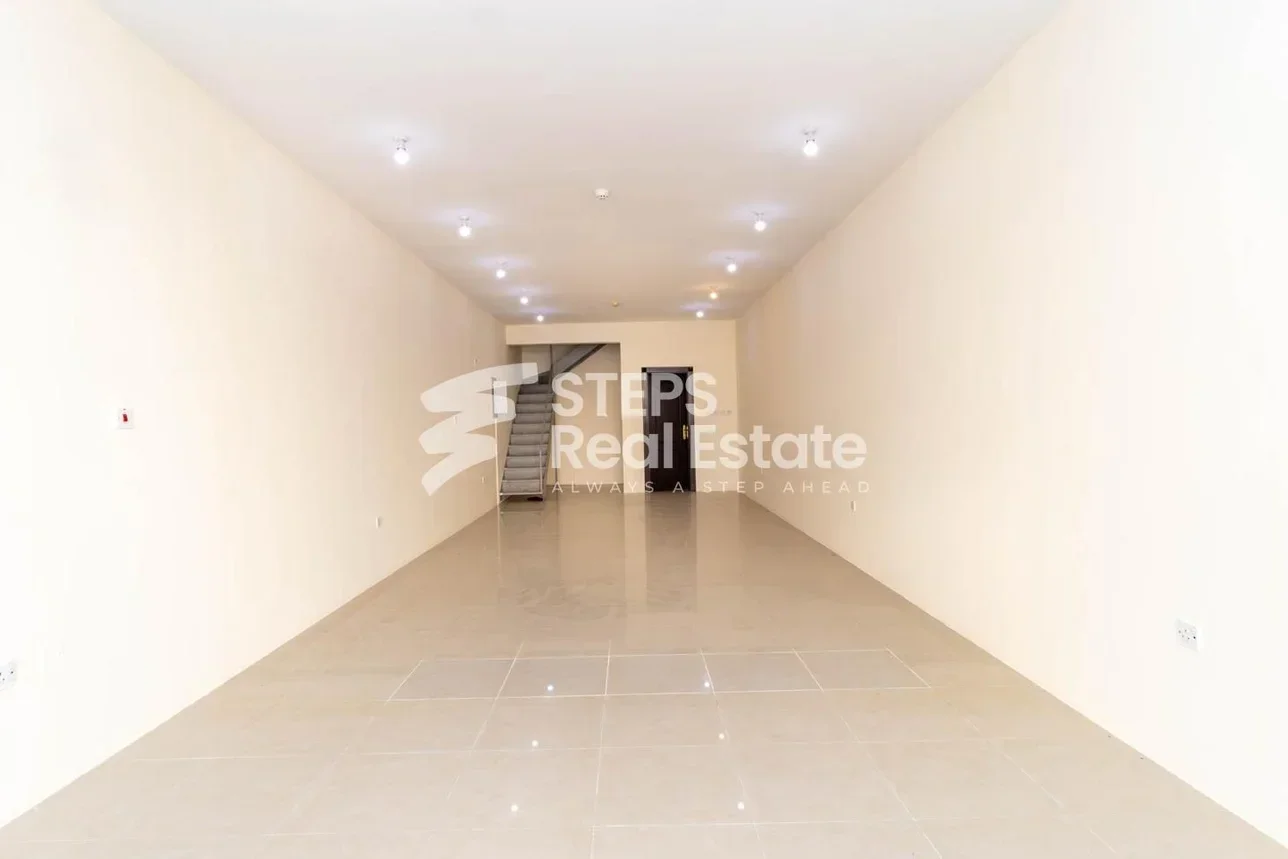 Commercial Shops - Not Furnished  - Doha  - Fereej Bin Mahmoud