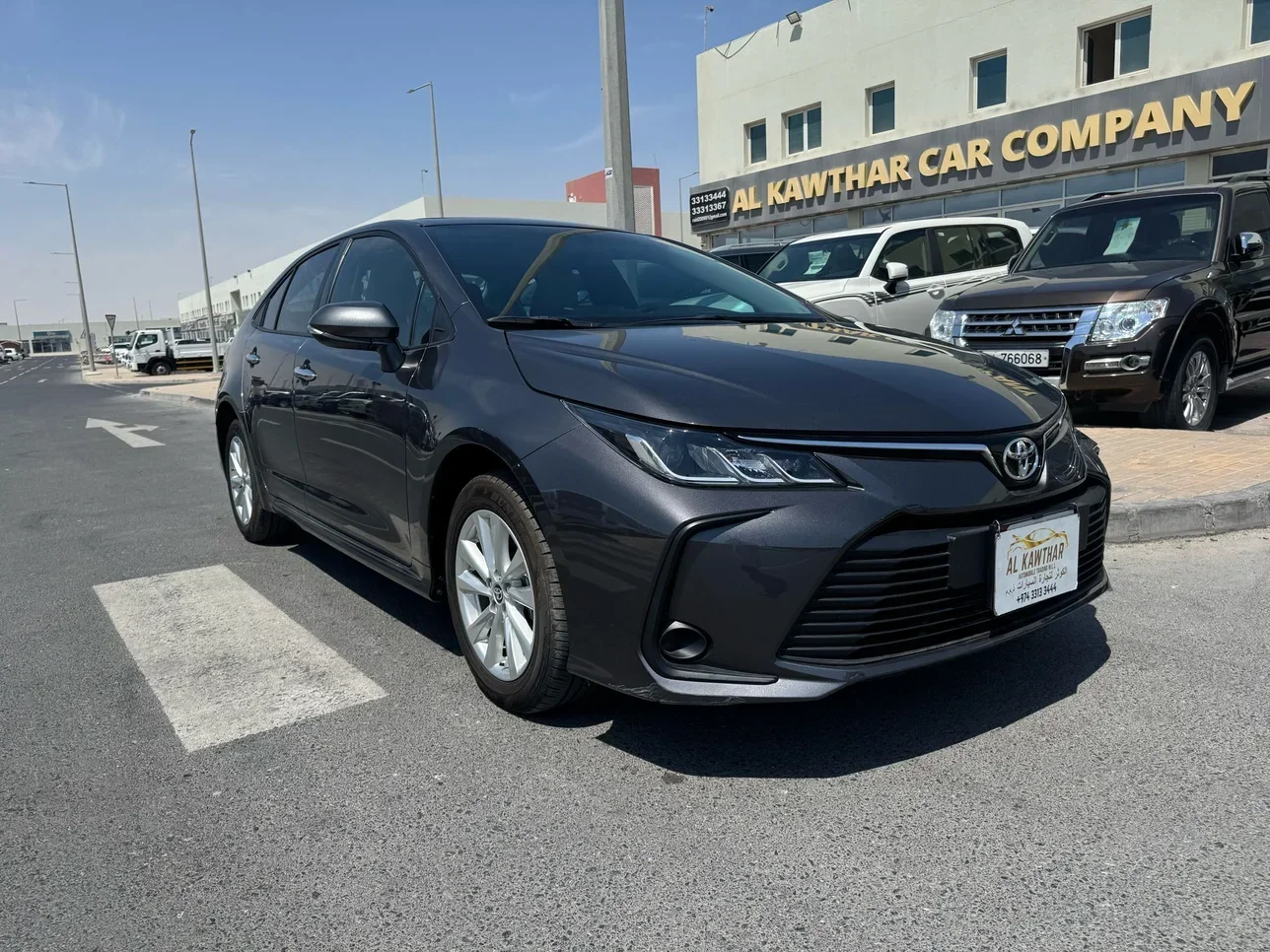 Toyota  Corolla  XLI  2024  Automatic  4,000 Km  4 Cylinder  Front Wheel Drive (FWD)  Sedan  Gray  With Warranty