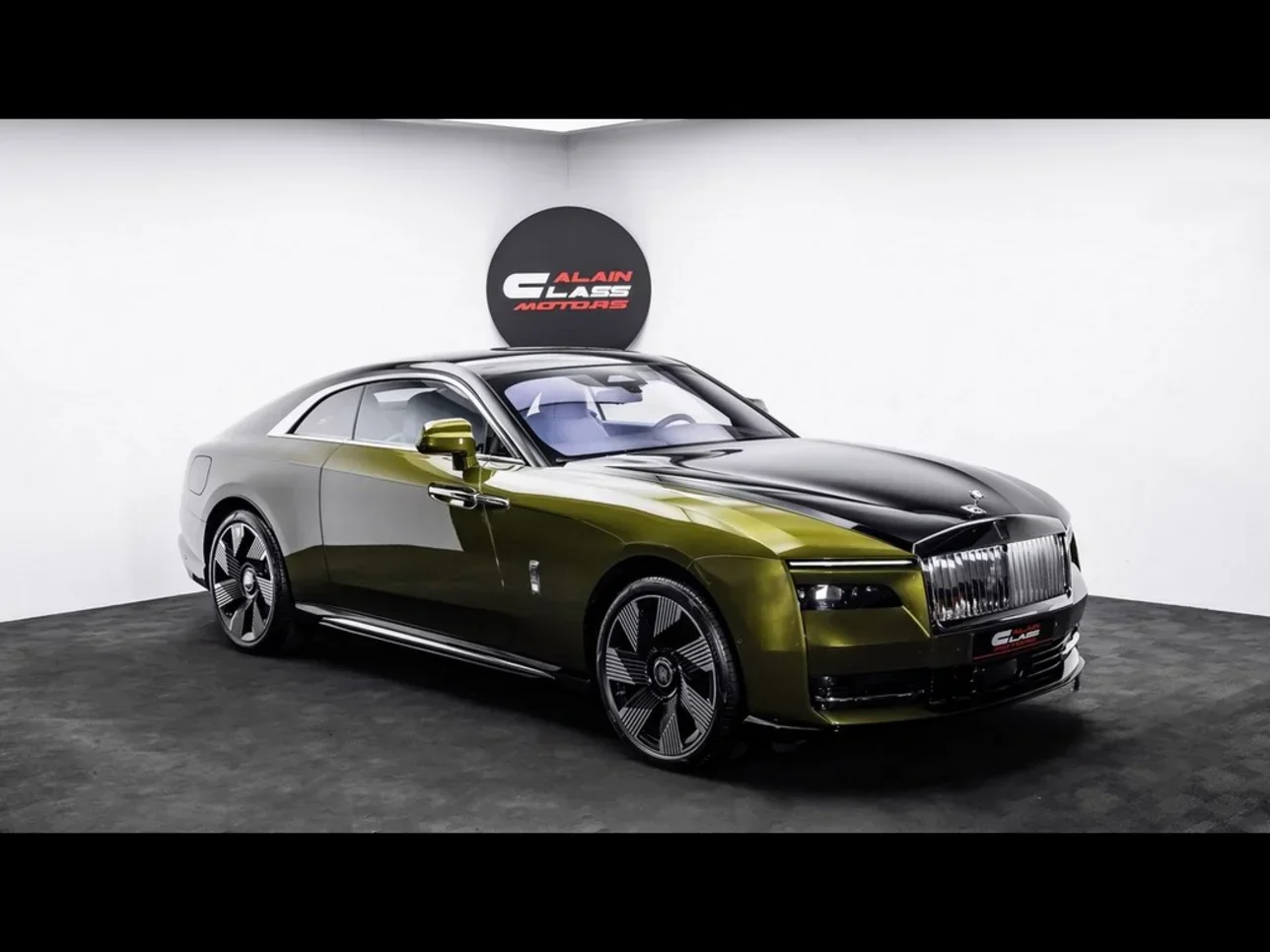 Rolls-Royce  Spectre  2025  Automatic  0 Km  0 Cylinder  Rear Wheel Drive (RWD)  Coupe / Sport  Green and Black