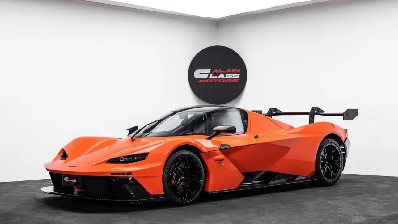 KTM  X-Bow / GT  2024  Automatic  0 Km  5 Cylinder  Rear Wheel Drive (RWD)  Coupe / Sport  Orange