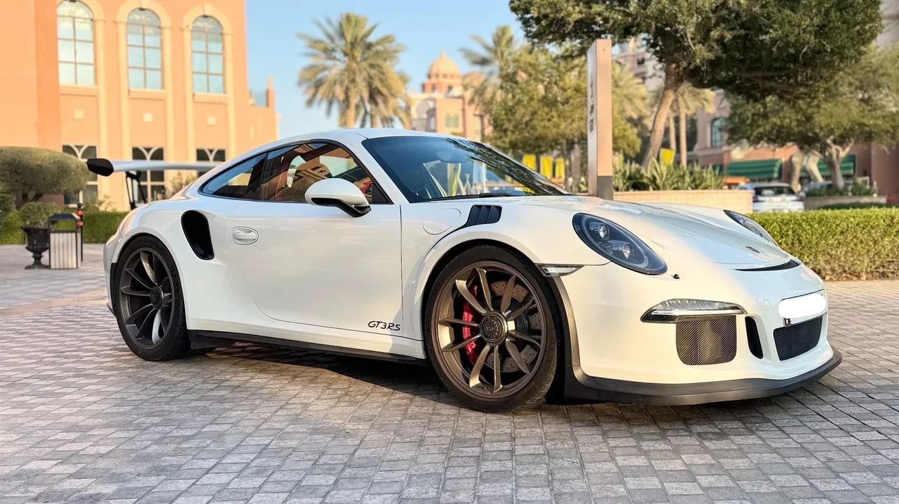 Porsche  911  GT3 RS  2016  Automatic  70,000 Km  6 Cylinder  Rear Wheel Drive (RWD)  Coupe / Sport  White  With Warranty