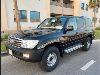 Toyota  Land Cruiser  GX  2006  Manual  210,000 Km  6 Cylinder  Four Wheel Drive (4WD)  SUV  Black