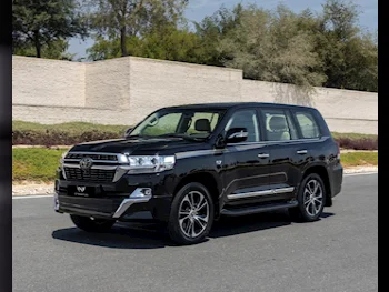 Toyota  Land Cruiser  VXR  2021  Automatic  53,000 Km  8 Cylinder  Four Wheel Drive (4WD)  SUV  Black