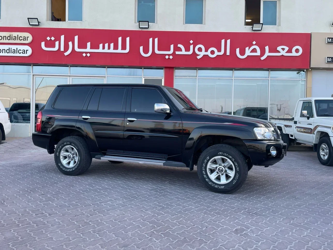 Nissan  Patrol  Safari  2023  Manual  37,000 Km  6 Cylinder  Four Wheel Drive (4WD)  SUV  Black  With Warranty