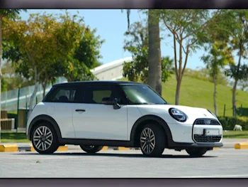 Mini  Cooper  3 Cylinder  Hatchback  White  2025